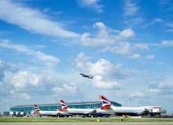 London Heathrow reaches 75 million passengers in 2015